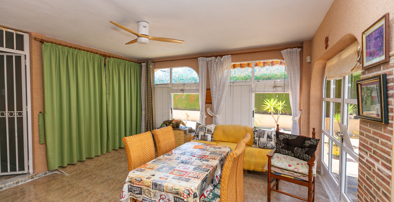 Resale - Villa - La Zenia