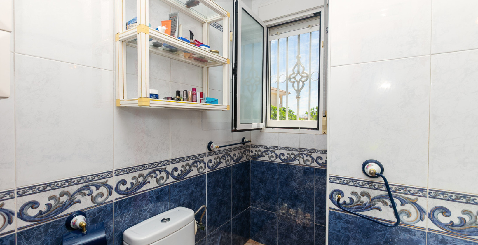Resale - Villa - La Zenia