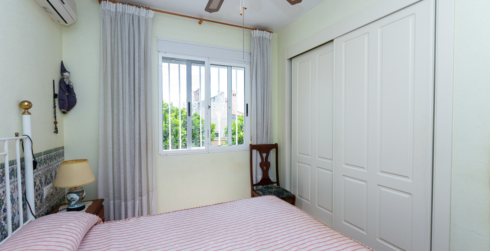 Resale - Villa - La Zenia