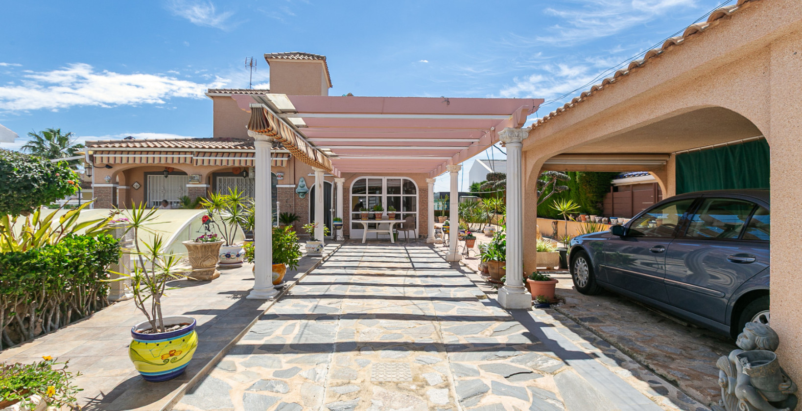 Resale - Villa - La Zenia