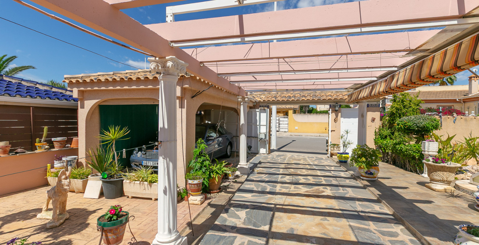 Resale - Villa - La Zenia