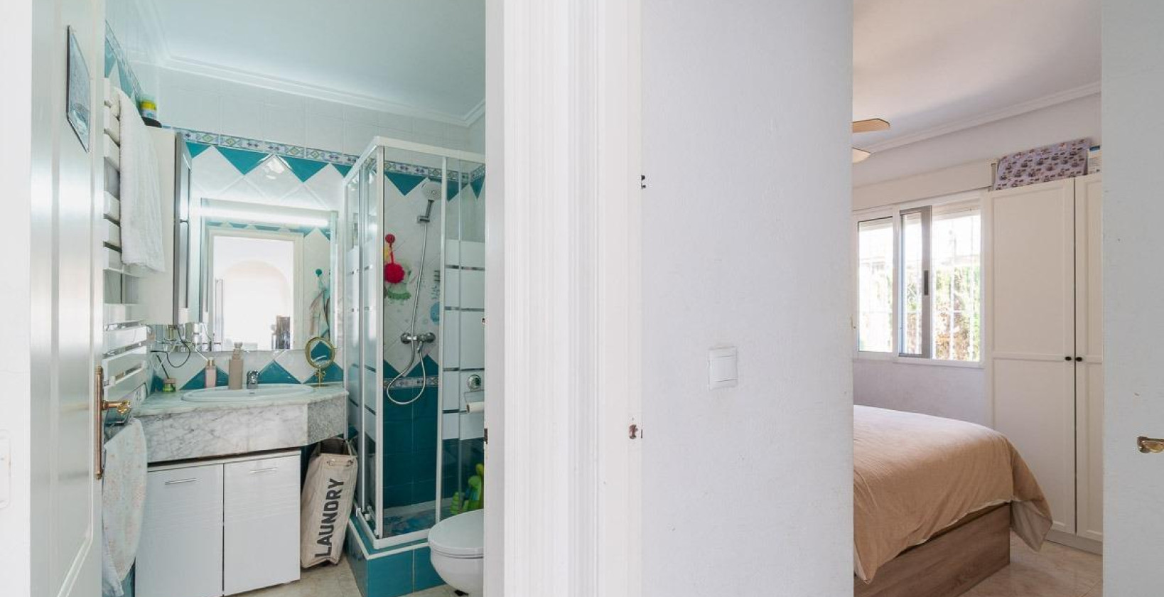 Resale - Semi Detached Villa - Orihuela Costa - Punta Prima