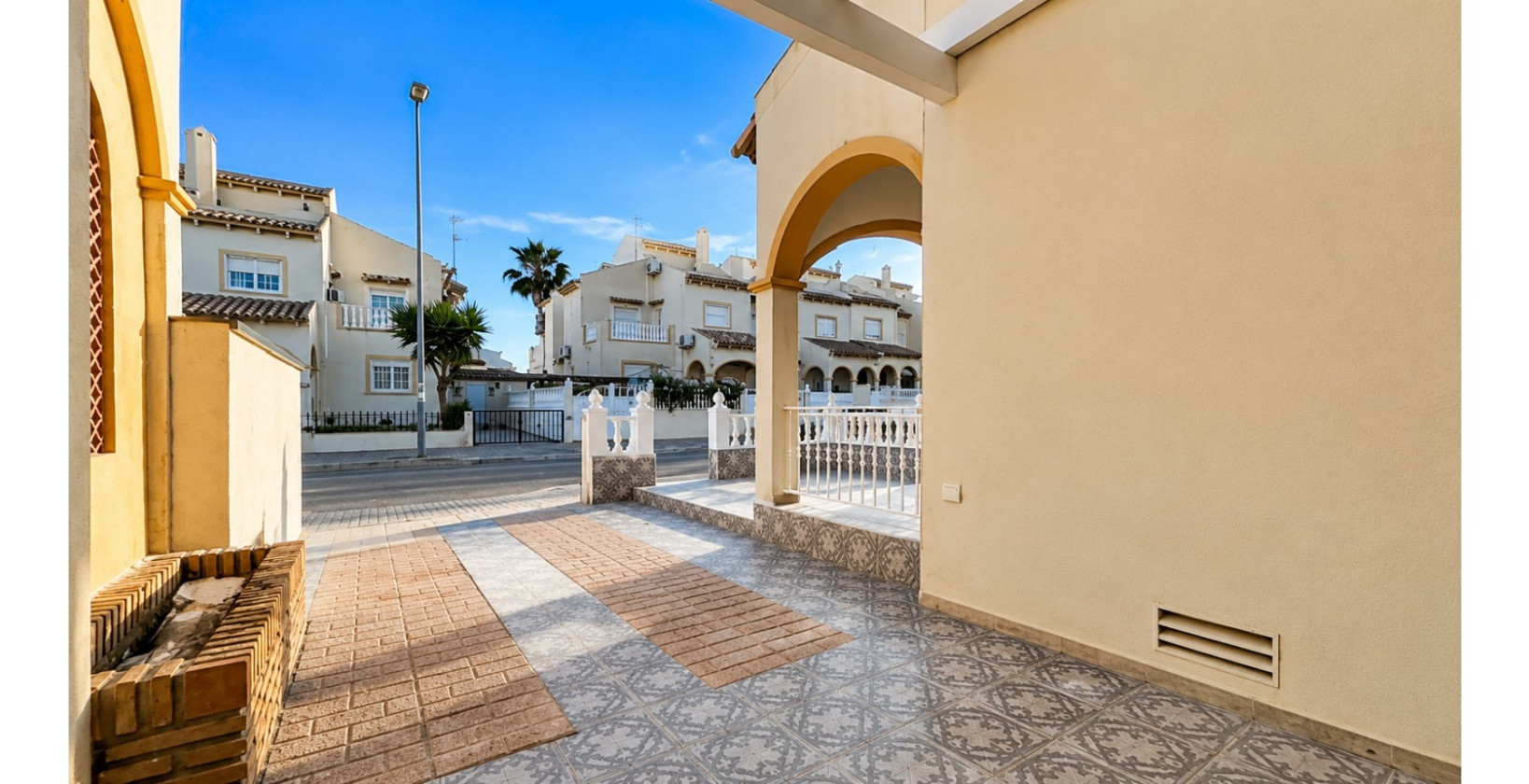Resale - Townhouse - Orihuela Costa - Los Almendros