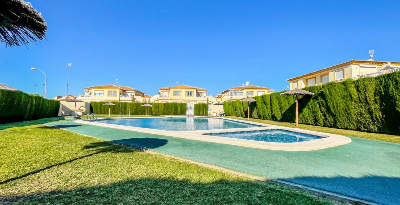 Resale - Apartment / flat - Orihuela Costa - Playa Flamenca