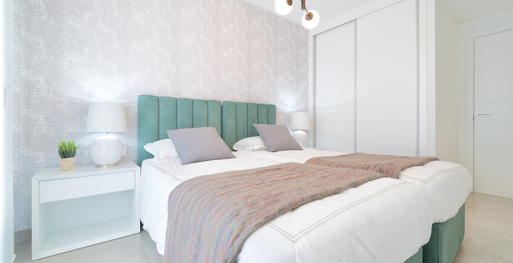 New Build - Apartment / flat - Estepona (Málaga) - Spain