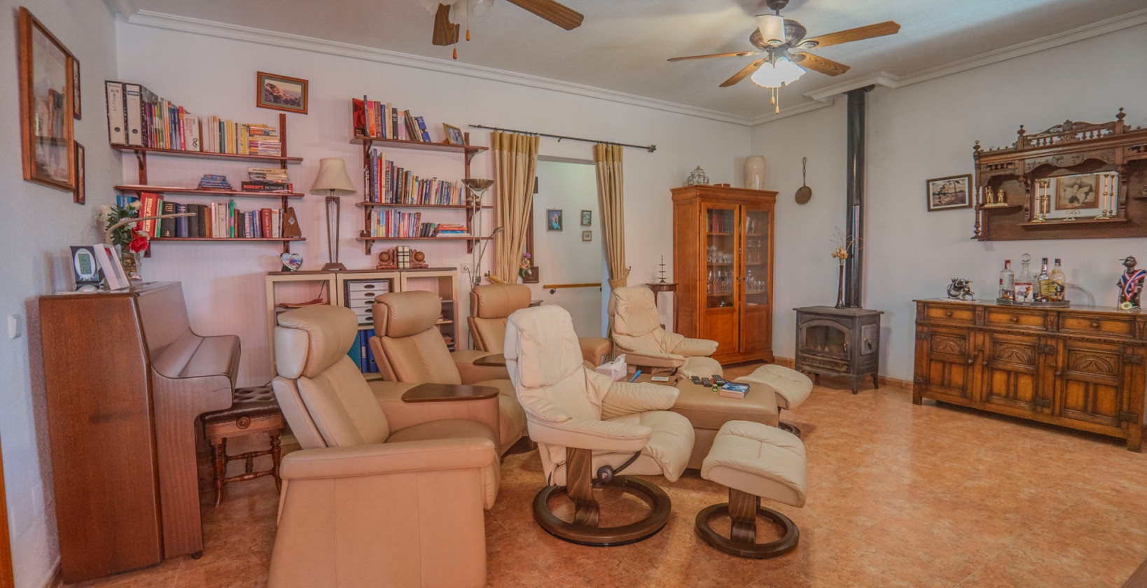Resale - Villa - Orihuela Costa - San Bartolome