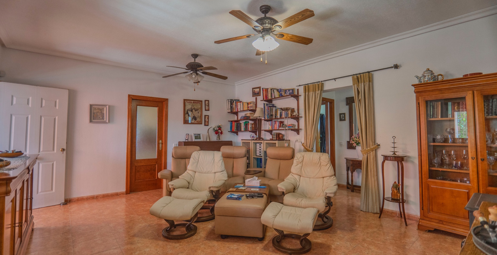 Resale - Villa - Orihuela Costa - San Bartolome