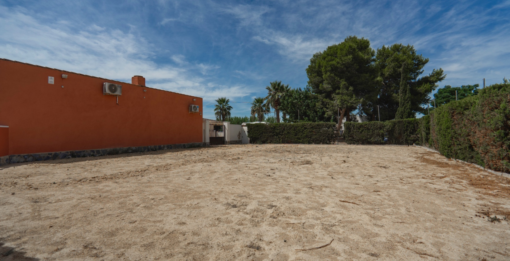 Resale - Villa - Las Heredades - Heredades