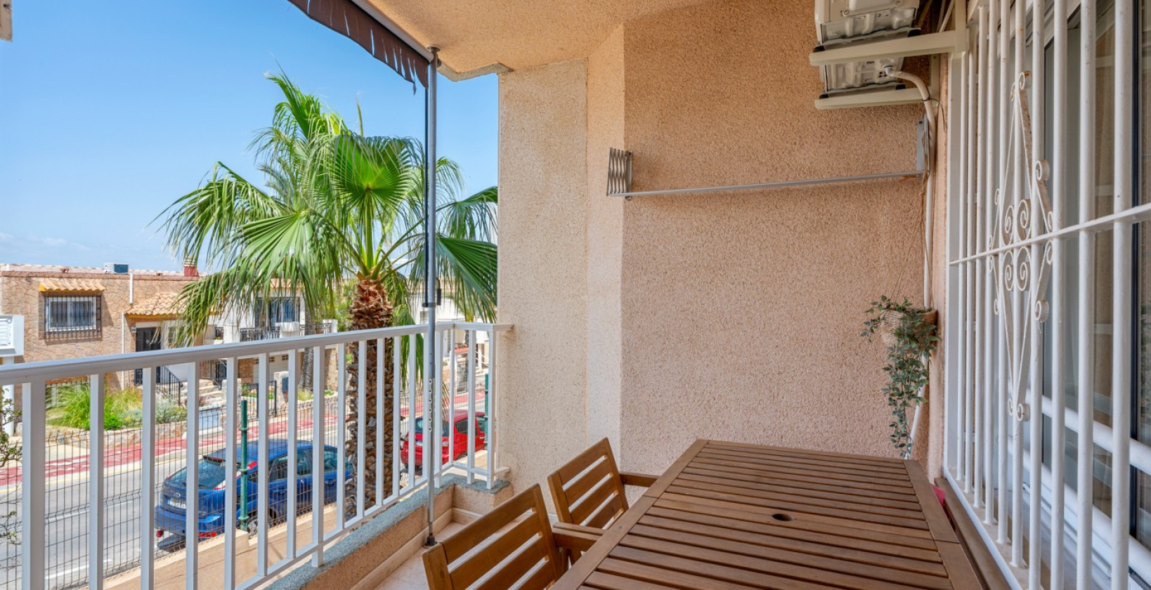 Resale - Apartment / flat - Torrevieja - La Mata