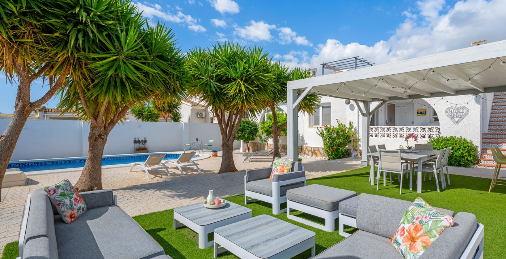 Resale - Villa - Ciudad Quesada - Pueblo Bravo