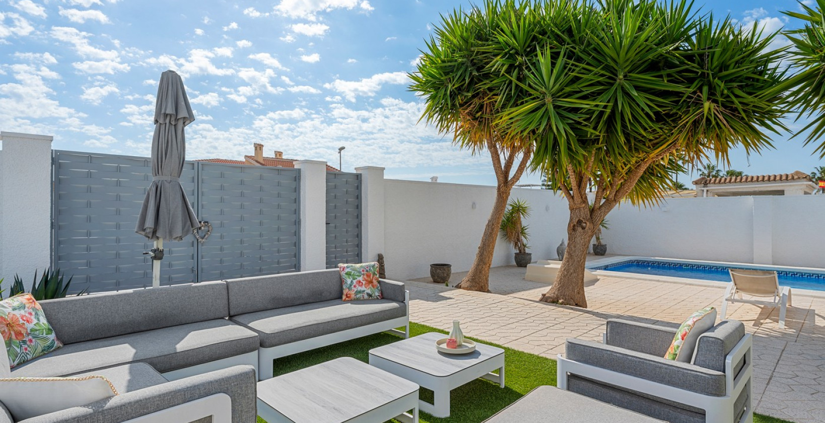Resale - Villa - Ciudad Quesada - Pueblo Bravo