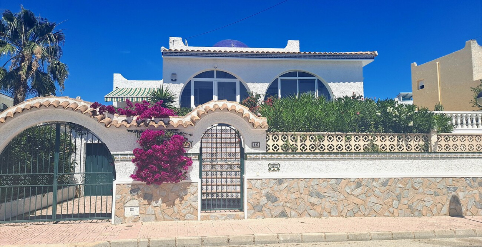 Resale - Villa - San Miguel de Salinas - BLUE LAGOON