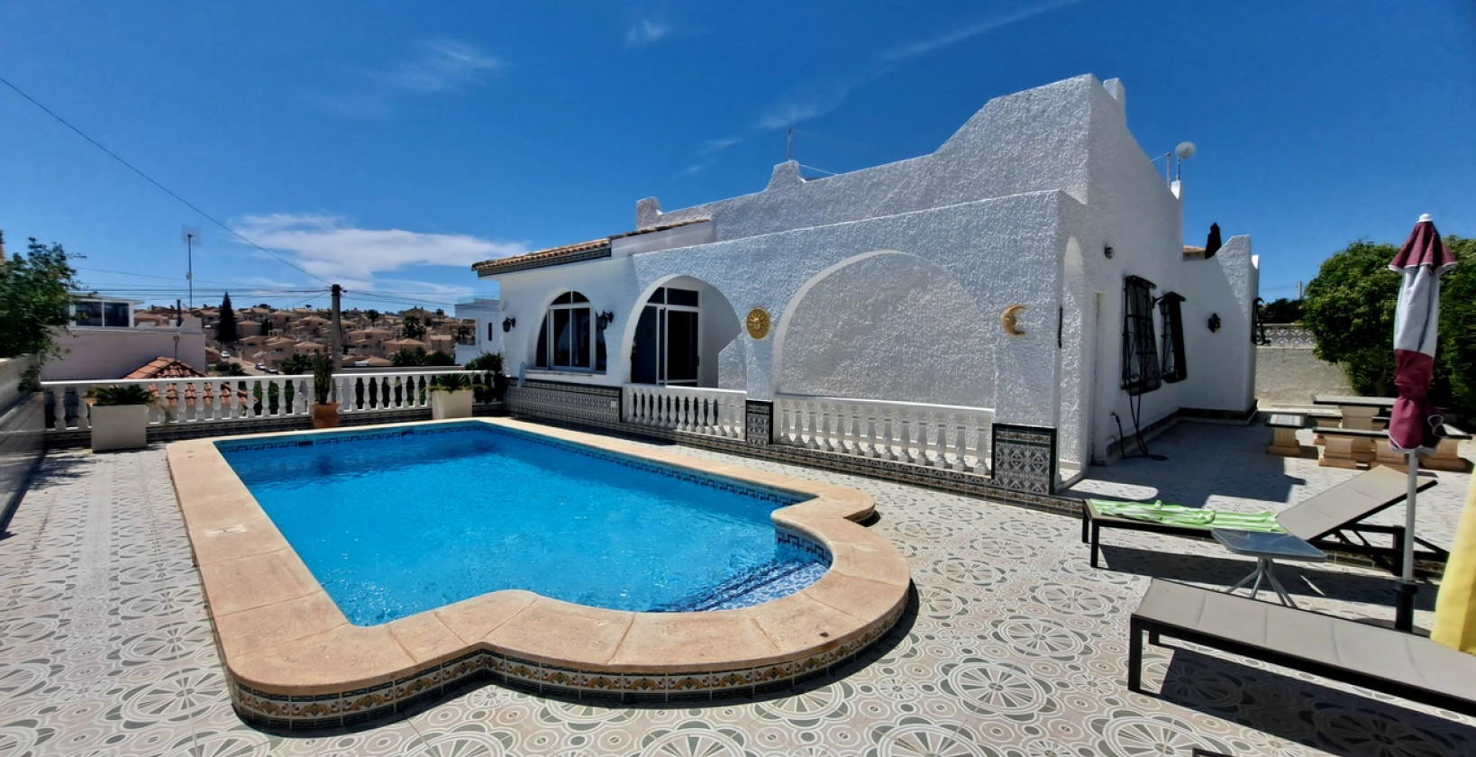 Resale - Villa - San Miguel de Salinas - BLUE LAGOON