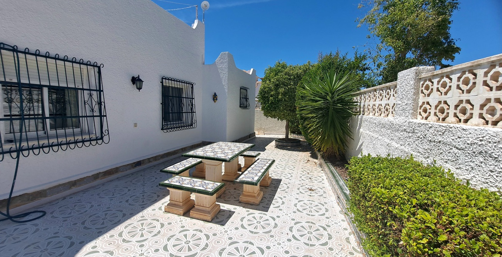 Resale - Villa - San Miguel de Salinas - BLUE LAGOON
