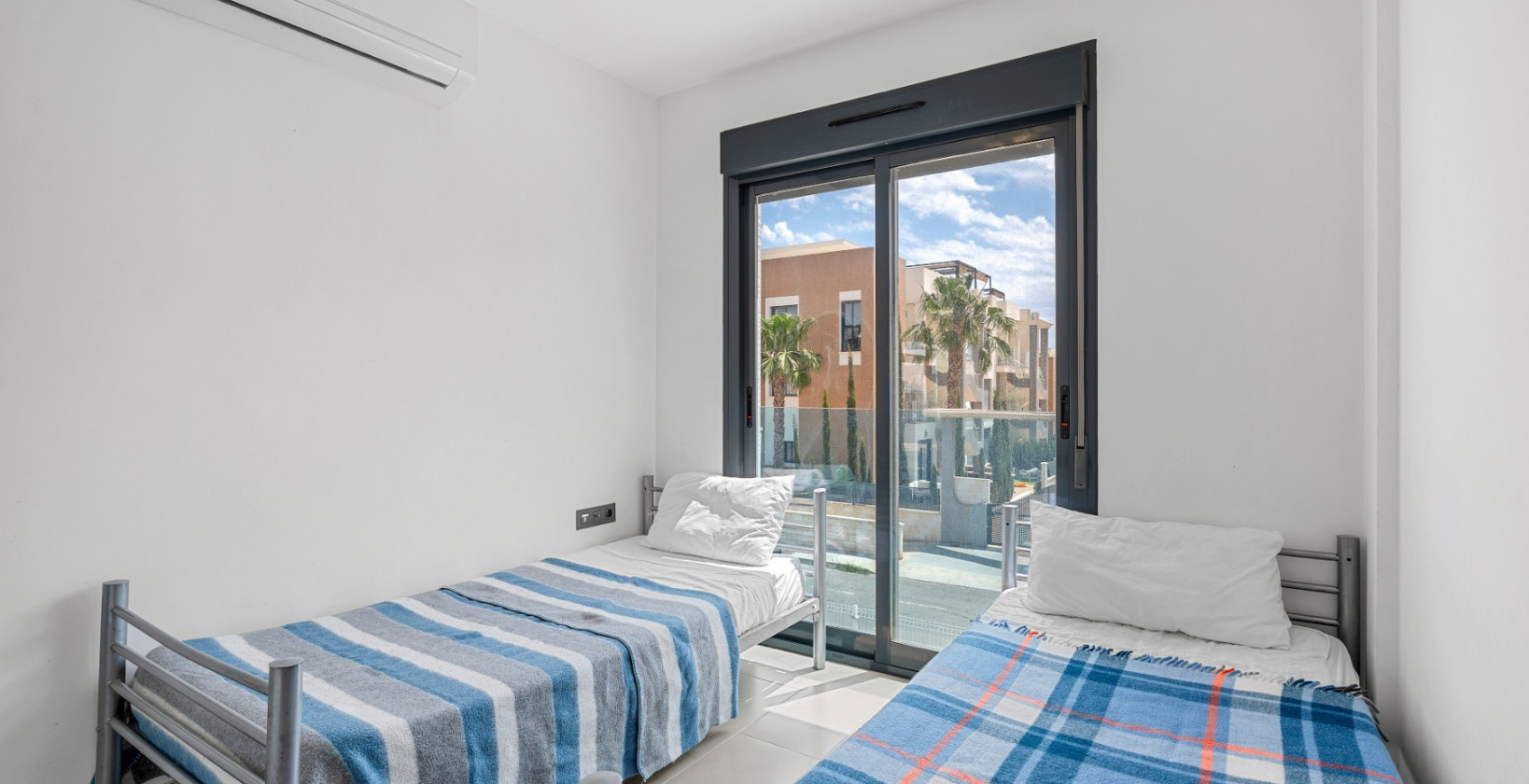 Återförsäljning - Lägenhet / lägenhet - Orihuela Costa - La Zenia