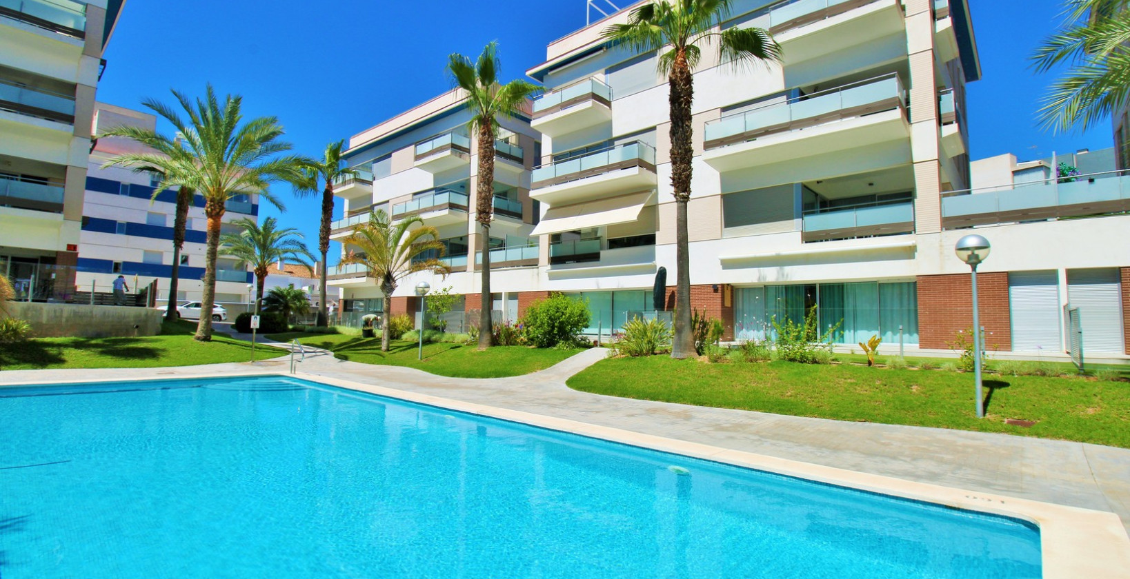 Resale - Apartment / flat - Villamartín - Los Dolses