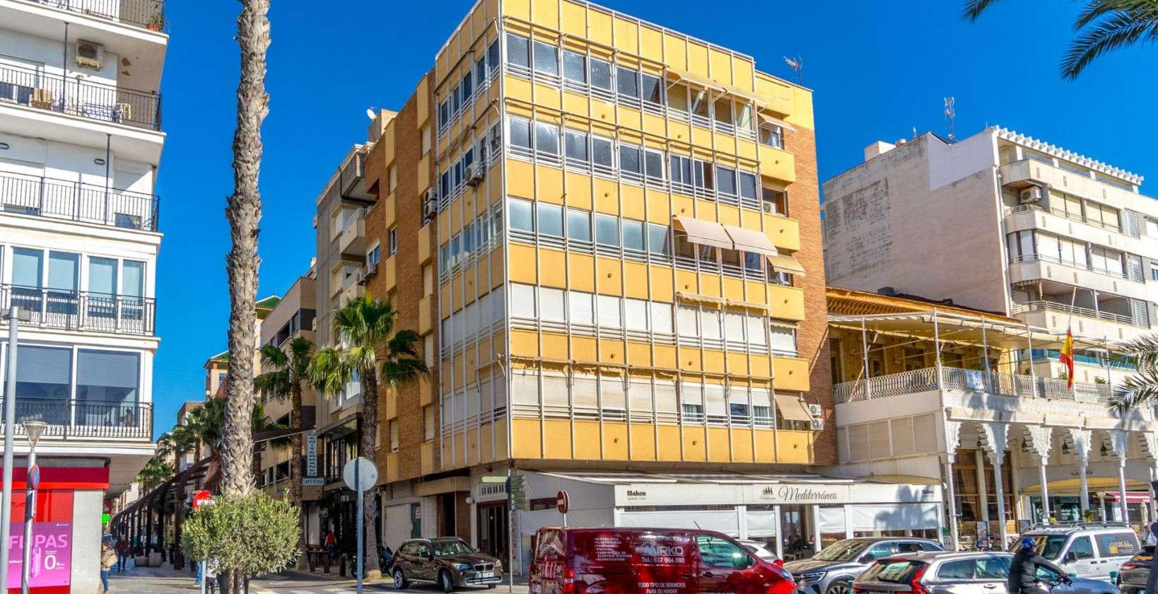 Resale - Apartment / flat - Torrevieja - Centro - Muelle Pesquero