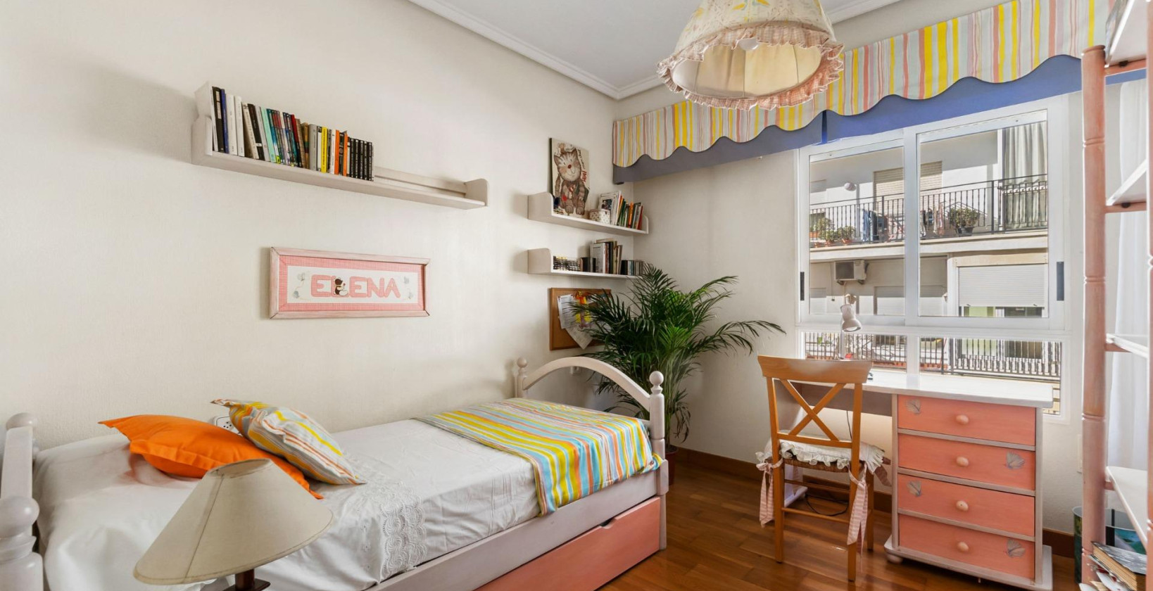 Resale - Apartment / flat - Torrevieja - Centro - Muelle Pesquero