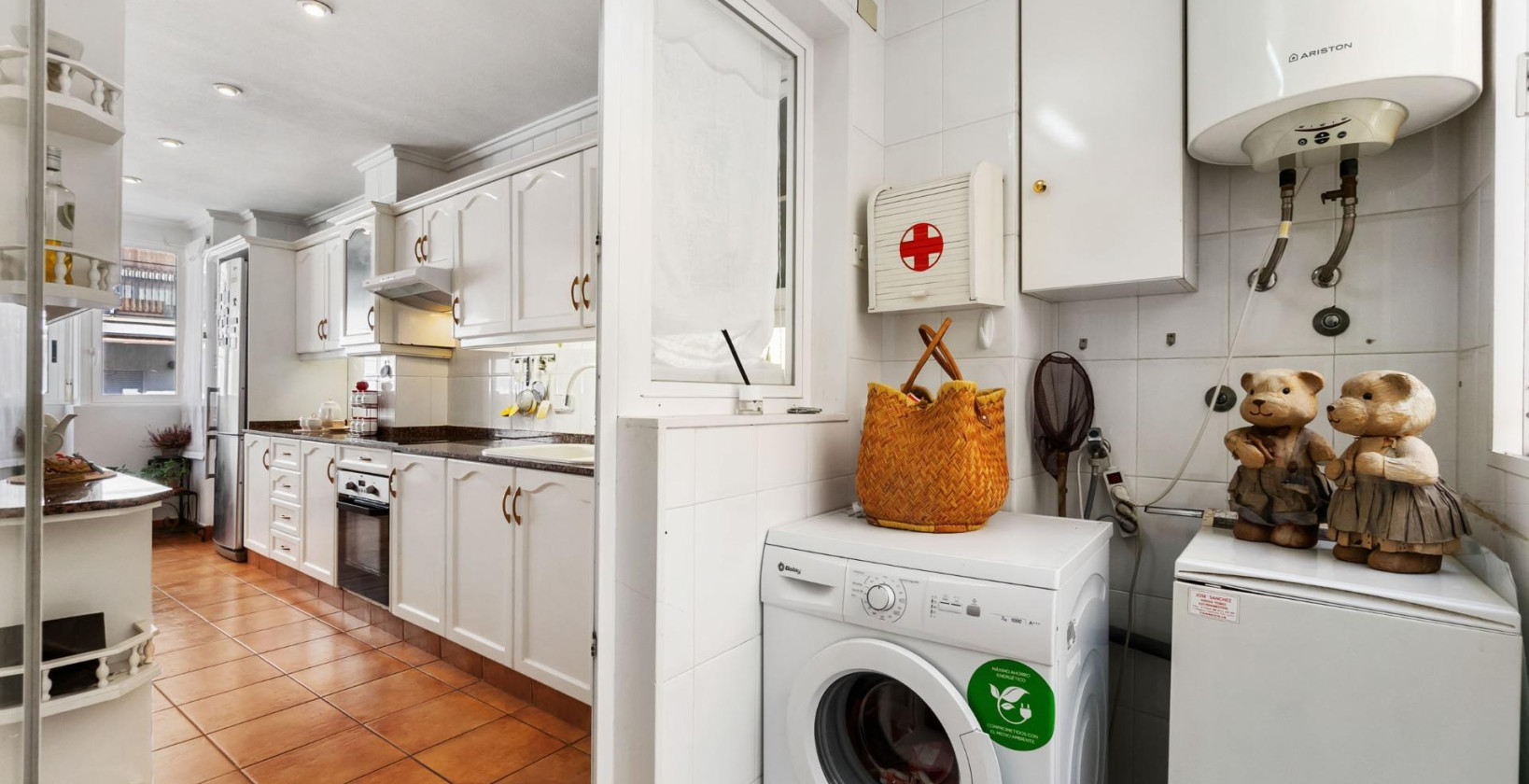 Resale - Apartment / flat - Torrevieja - Centro - Muelle Pesquero