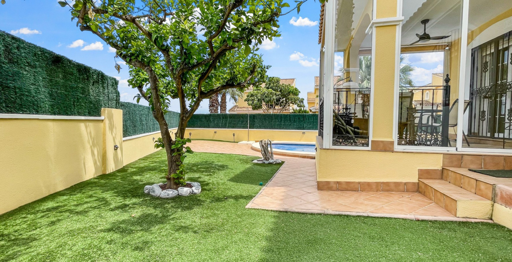 Resale - Villa - Orihuela Costa - Los Dolses