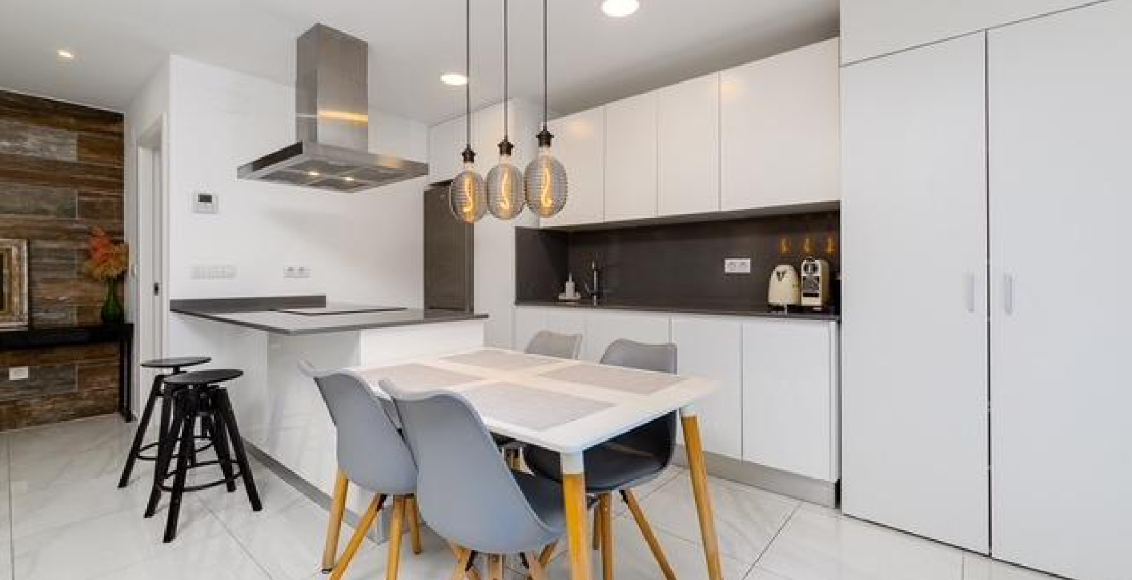 Resale - Apartment / flat - Orihuela Costa - Las Filipinas