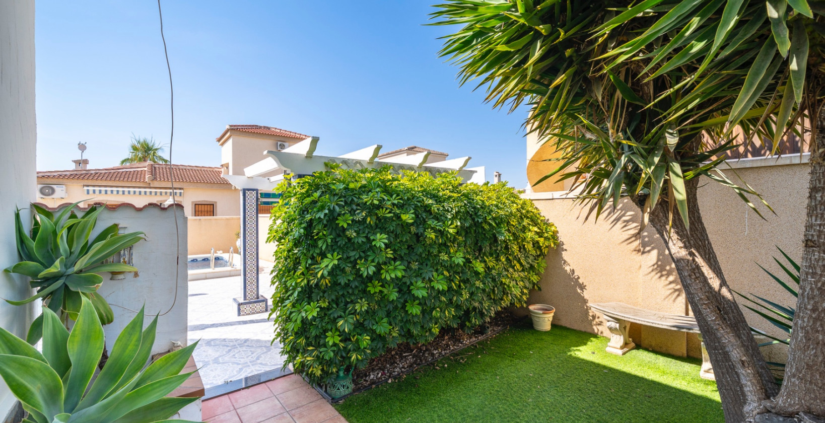 Återförsäljning - Villa - Ciudad Quesada - Rojales