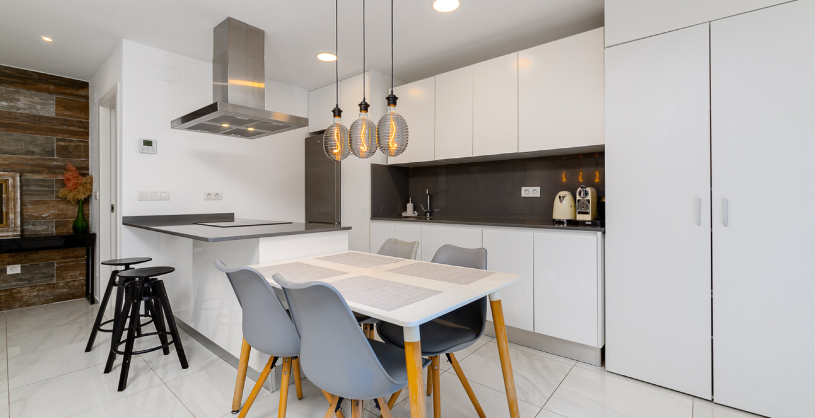 Resale - Townhouse - Villamartín - Costa Blanca
