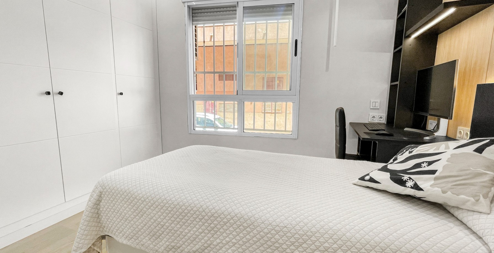 Resale - Apartment / flat - Torrevieja - Parque las naciones