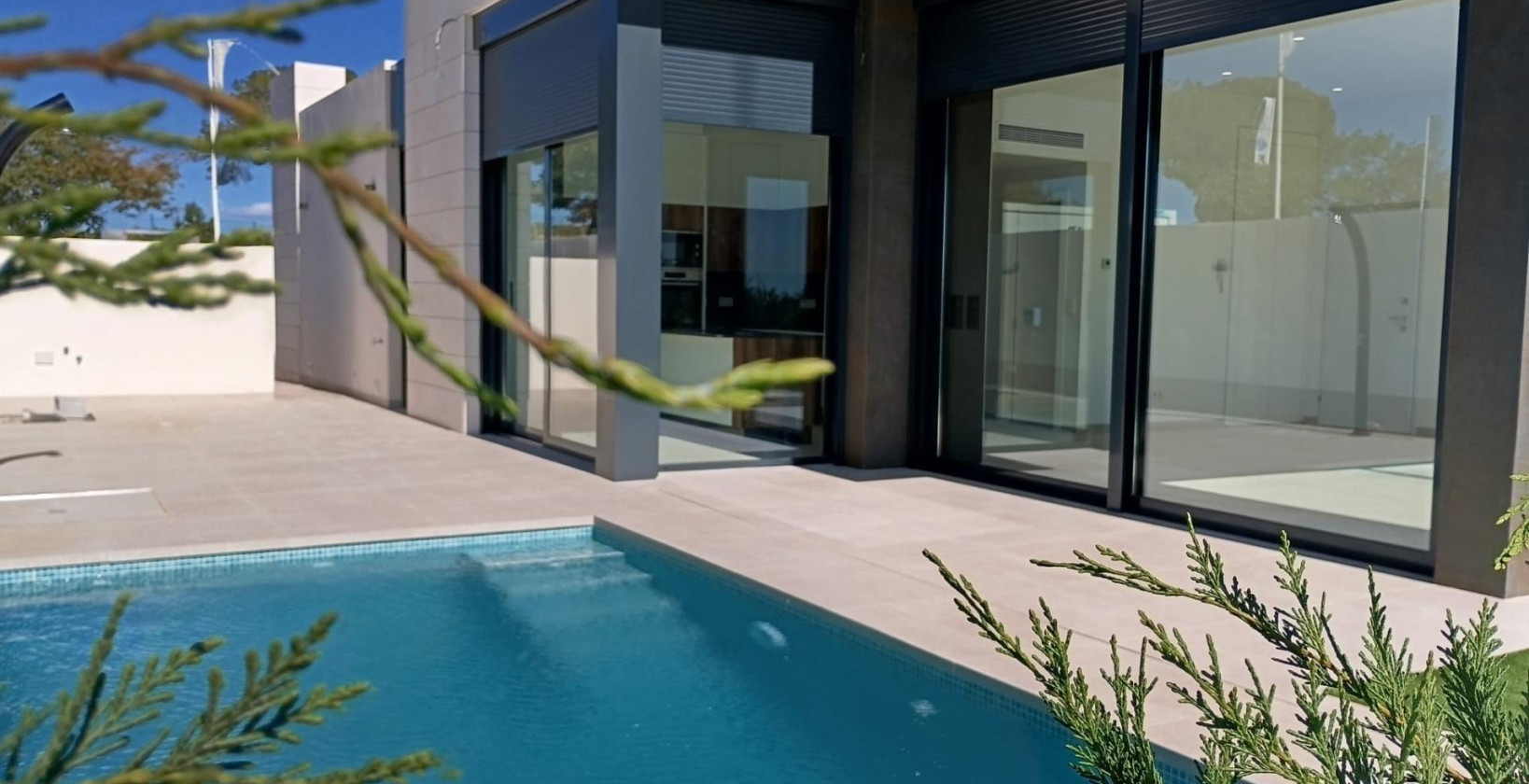Nueva construcción  - Chalet - Pilar de la Horadada - Roda Golf