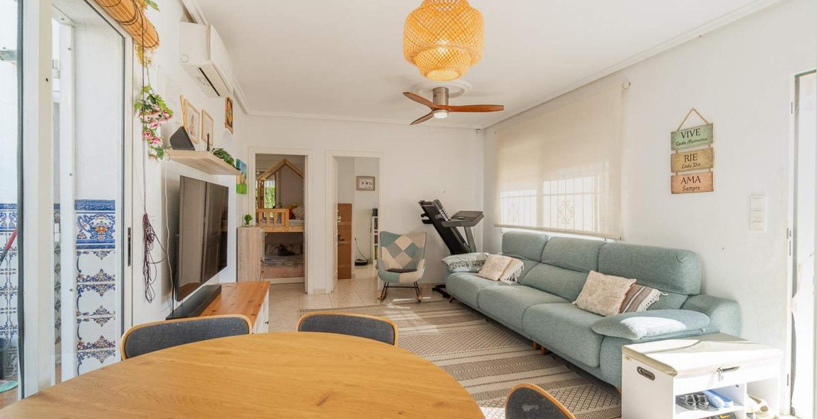 Resale - Semi Detached Villa - Orihuela Costa - Punta Prima