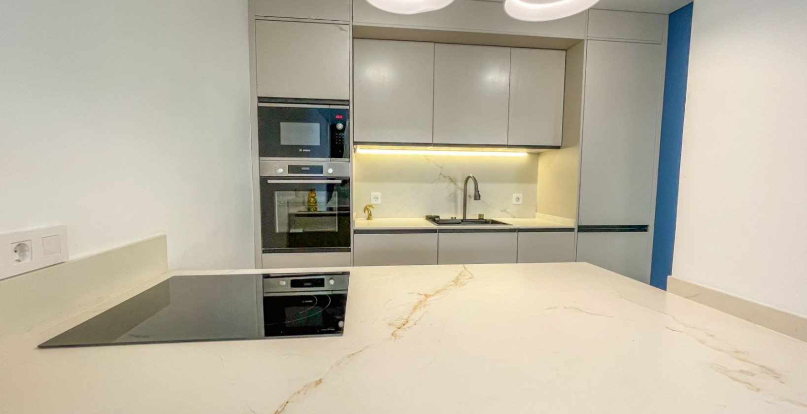 Reventa - Apartamento / piso - Torrevieja - El Acequión - Los Náufragos