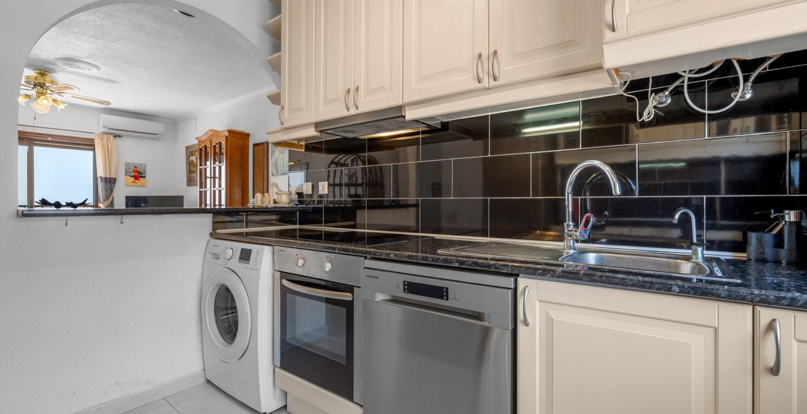 Resale - Apartment / flat - Torrevieja - Torrevieja - Aguas Nuevas