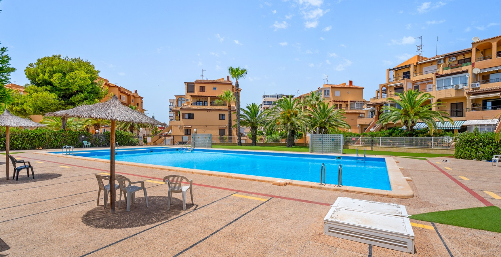 Resale - Apartment / flat - Torrevieja - Torrevieja - Aguas Nuevas