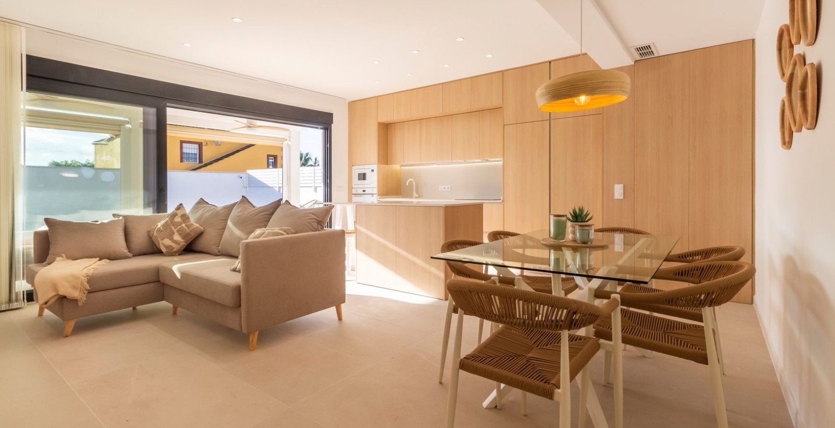 Resale - Villa - Torrevieja