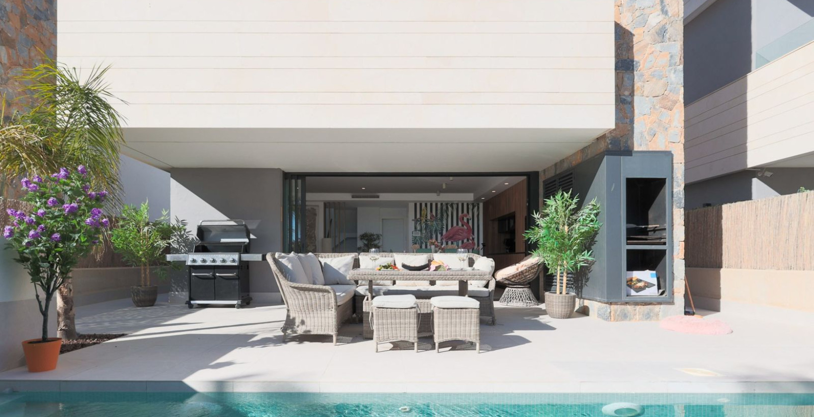 Resale - Villa - Santa Rosalía
