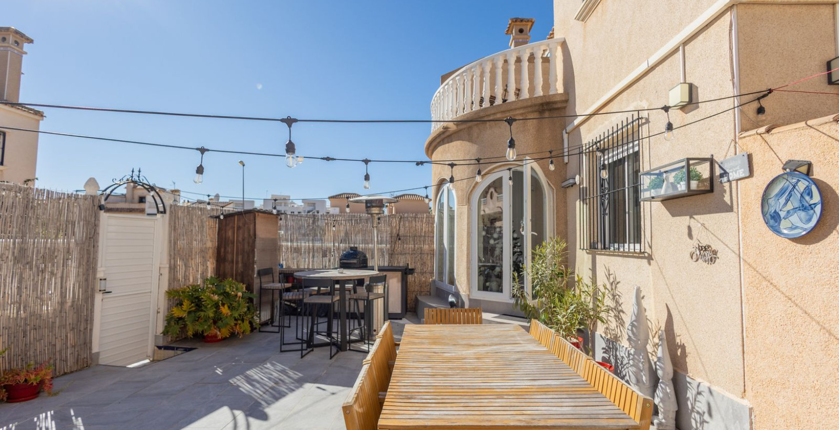 Resale - Townhouse - Villamartín