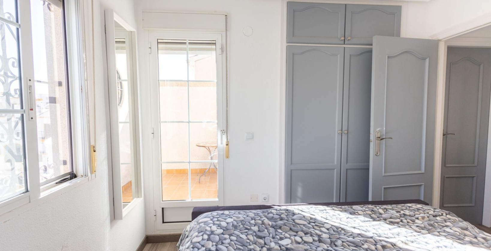 Resale - Townhouse - Villamartín
