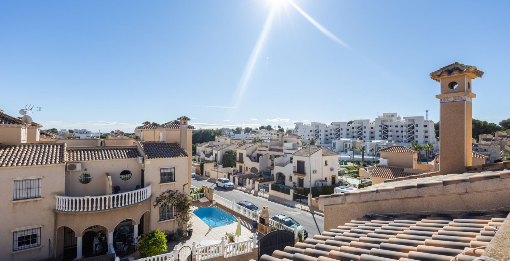 Resale - Townhouse - Villamartín