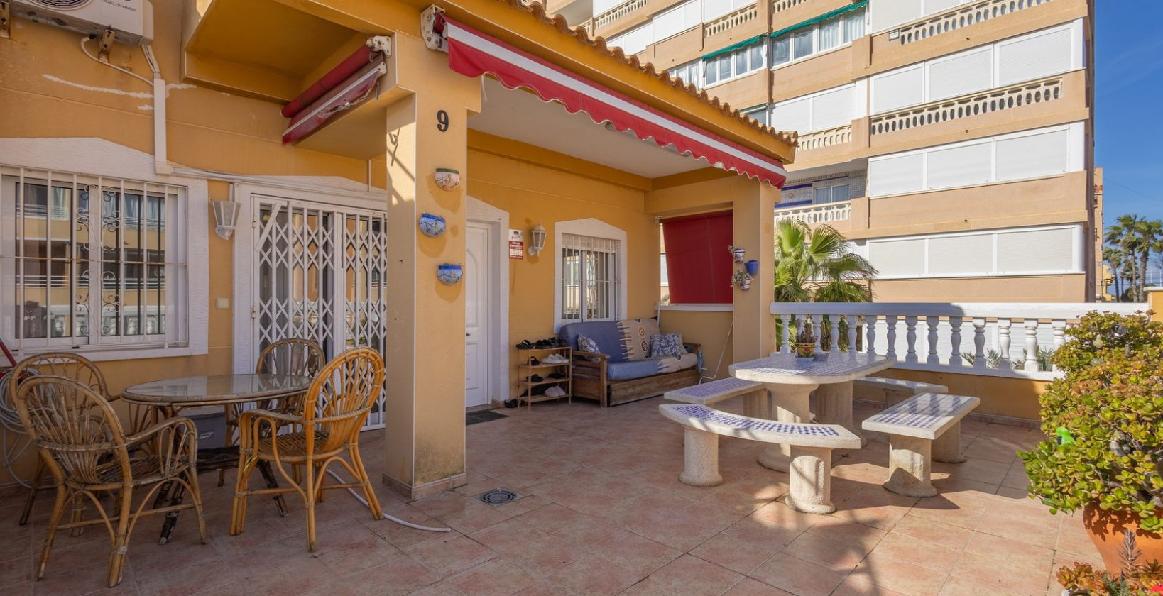 Resale - Apartment / flat - La Mata