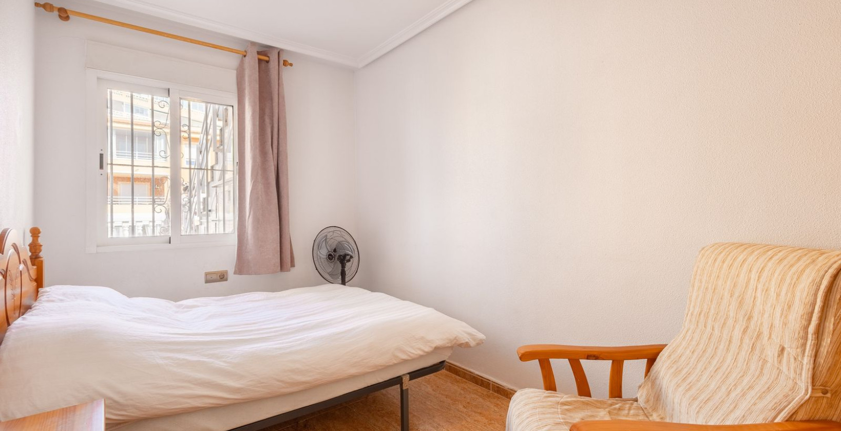 Resale - Apartment / flat - La Mata