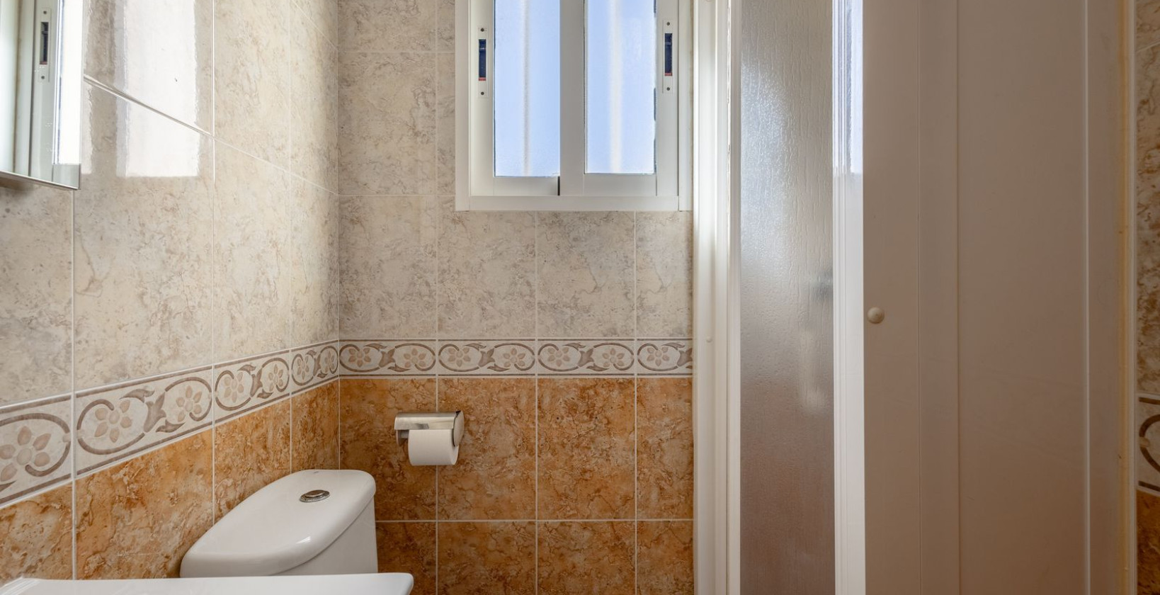 Resale - Apartment / flat - La Mata