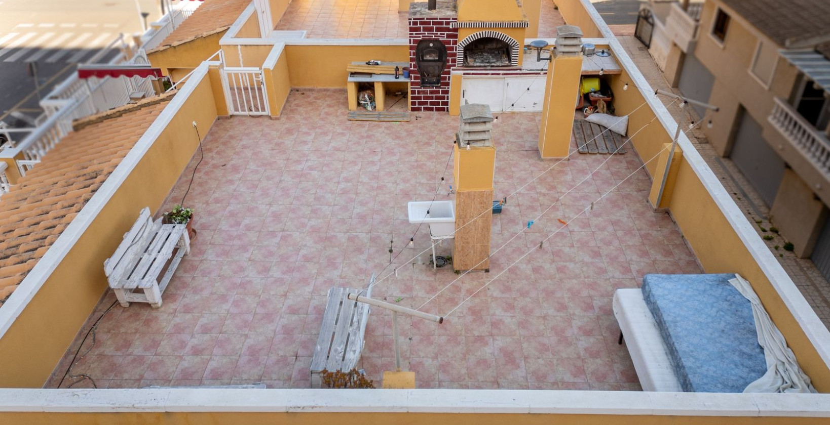 Resale - Apartment / flat - La Mata