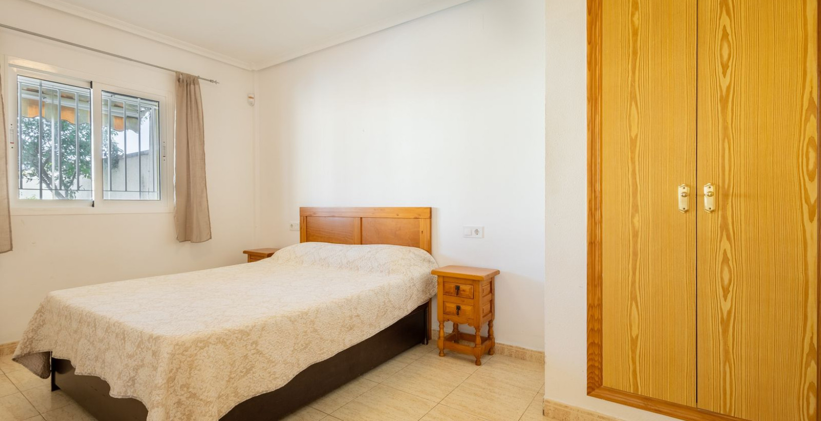 Resale - Apartment / flat - Playa Flamenca