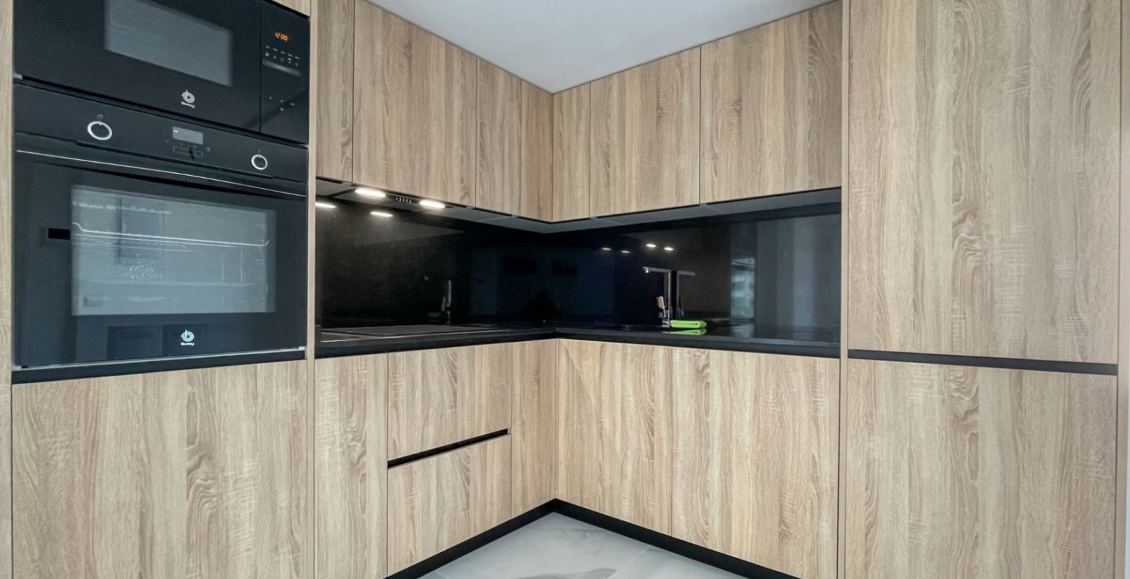 Resale - Apartment / flat - Orihuela Costa - Punta Prima
