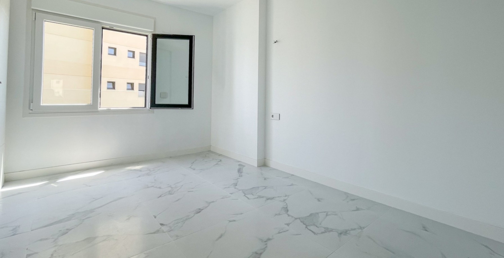 Resale - Apartment / flat - Orihuela Costa - Punta Prima