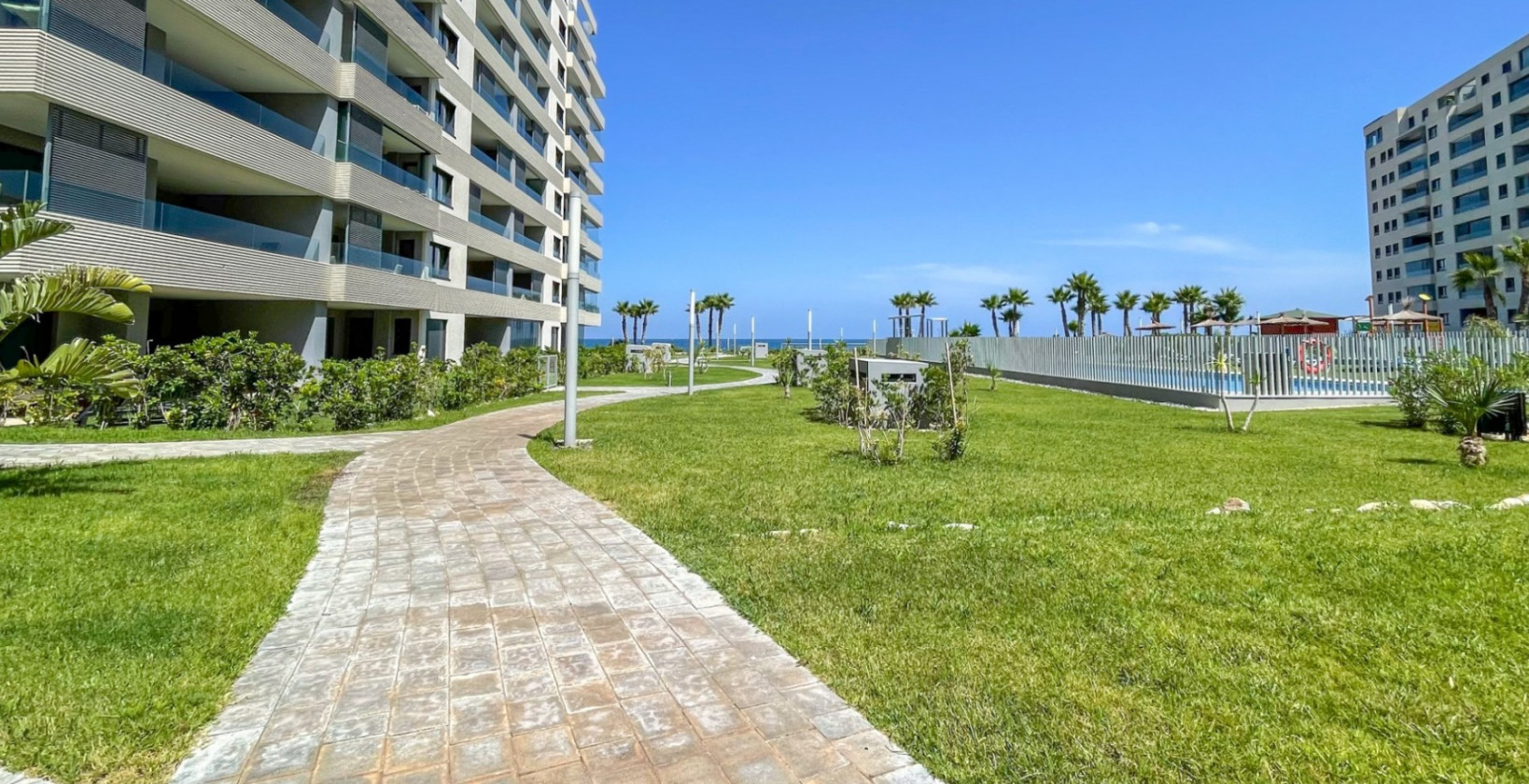 Resale - Apartment / flat - Orihuela Costa - Punta Prima