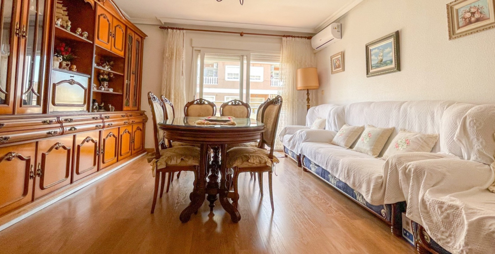 Resale - Apartment / flat - Torrevieja - El Acequión - Los Náufragos