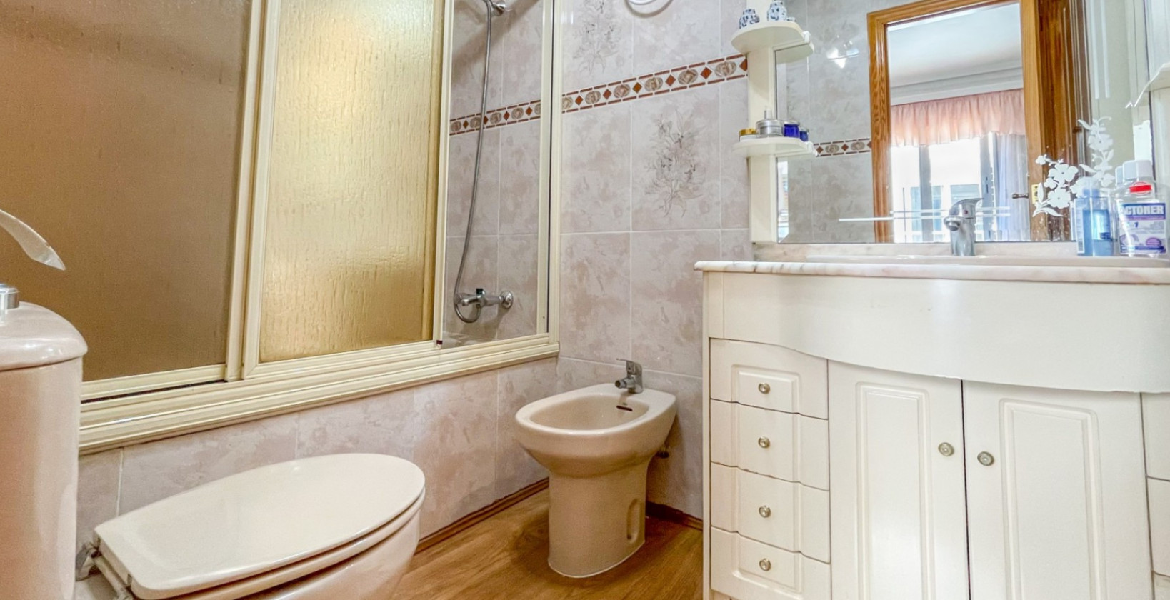 Resale - Apartment / flat - Torrevieja - El Acequión - Los Náufragos