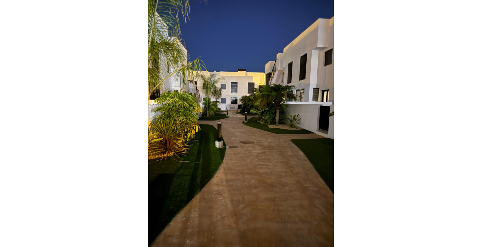 Resale - Apartments - Pilar de la Horadada - El Mojón