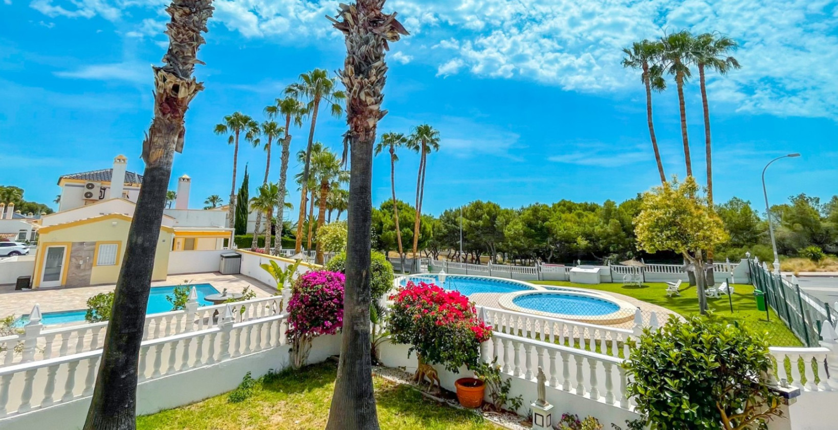 Resale - Townhouse - Orihuela Costa - La Rioja